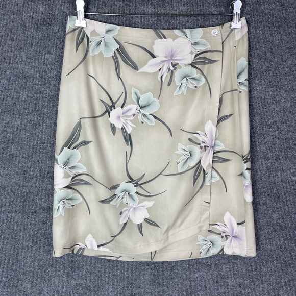 Tommy Bahama Dresses & Skirts - Vintage Tommy Bahama 100 % Silk Wrap Skirt‎ Floral Print Beige size 10